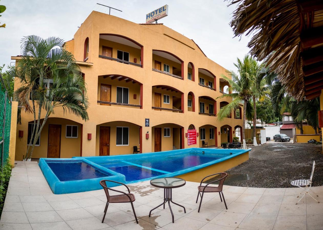 Hotel Cuamatzi 锡瓦塔塔内霍 外观 照片