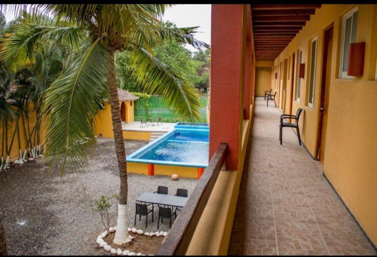 Hotel Cuamatzi 锡瓦塔塔内霍 外观 照片