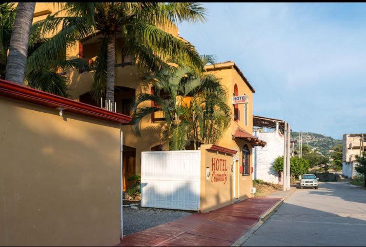 Hotel Cuamatzi 锡瓦塔塔内霍 外观 照片